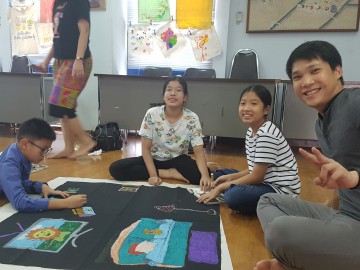 อาสาสร้างสื่อการเรียนรู้บนผืนผ้า 18 พ.ค. 62 Volunteer to Create Learning Material on Canvas – in Thailand May, 18,19